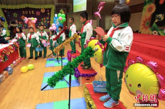 教育部：從小學(xué)到高中全面實施綜合實踐活動課程